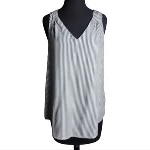Old Navy sleeveless gray white stripe v neck high low top size medium